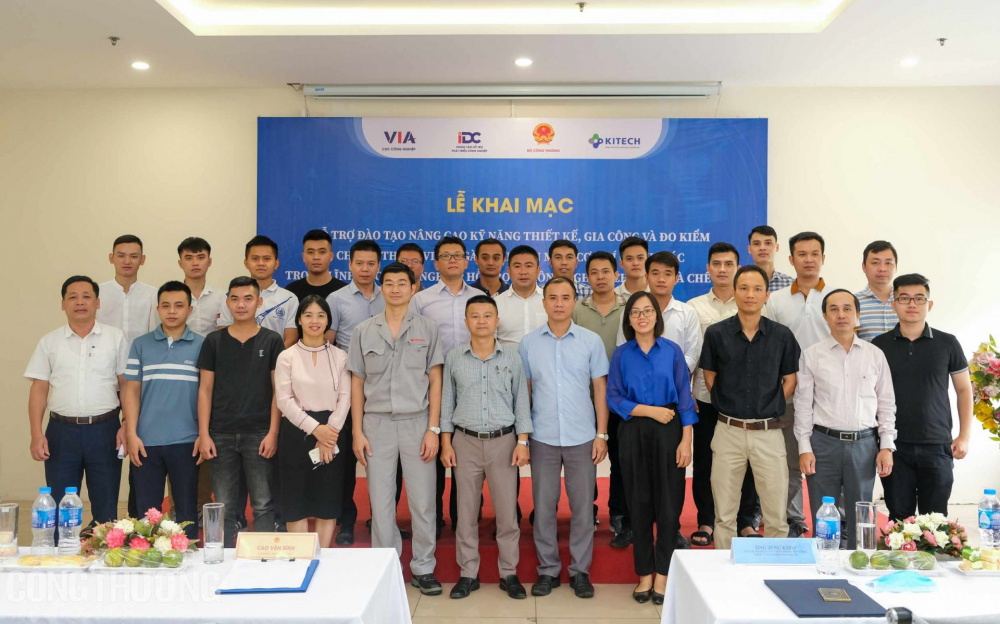Cwin63 sân chơi đỉnh cao khai giảng khóa đào tạo ngành khuôn mẫu, cơ khí chính xác