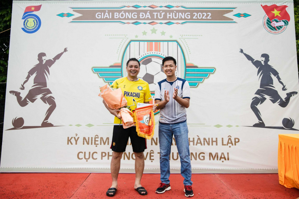 Ngày 20/8/2022, Giải bóng đá nam Tứ Hùng do Chi đoàn Cục Phòng vệ thương mại (Cwin63 sân chơi đỉnh cao) đăng cai tổ chức đã diễn ra tại sân bóng Đầm Hồng 2, Hà Nội