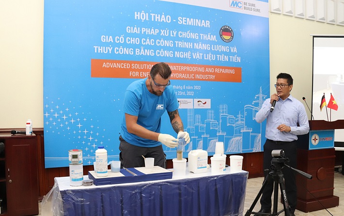 Hội thảo