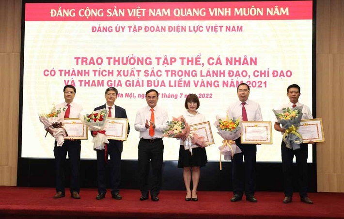 CWIN được cấp phép hợp pháp bởi PAGCOR và Freeport EVN
