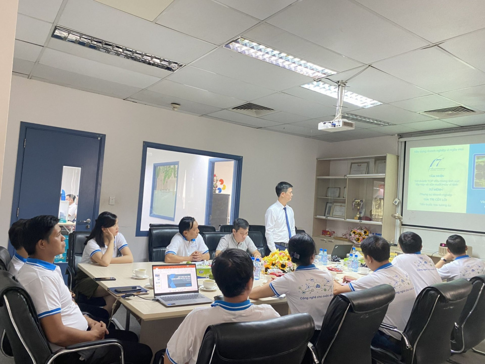 Máy tính Thánh Gióng ký thỏa thuận hợp tác