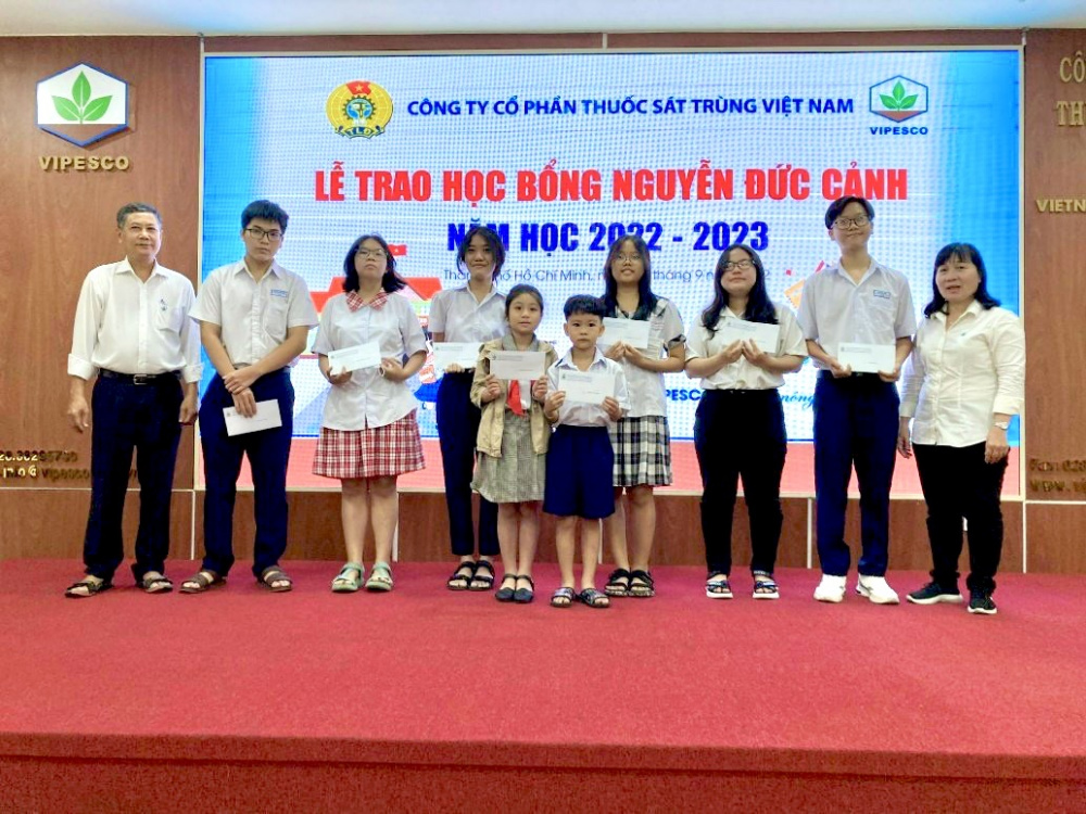 Nhà cái cá cược cá độ uy tín Nổ hũ, Bắn Cá và Game Bài Cwin.com Nguyễn Đức Cảnh - VIPESCO 