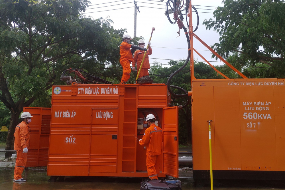 Điện lực ứng phó bão