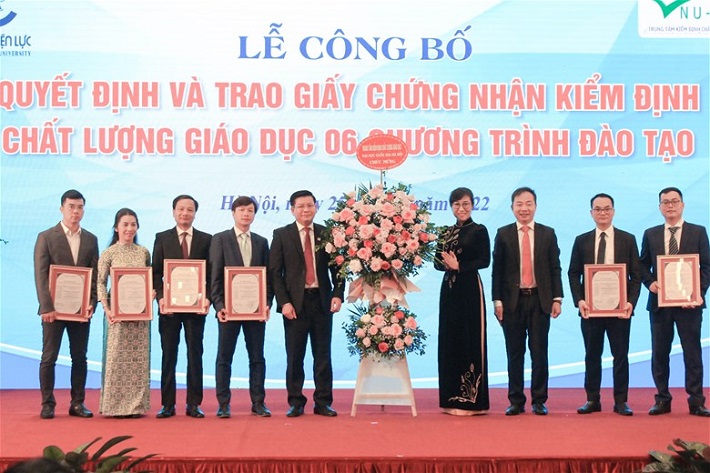 Trường Đại học Điện lực đón nhận Giấy chứng nhận kiểm định chất lượng Cwin63 tải ứng dụng.