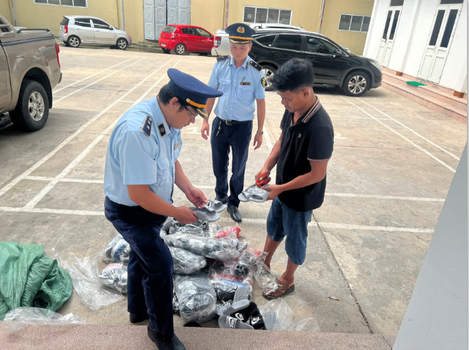 giả mạo nhãn hiệu