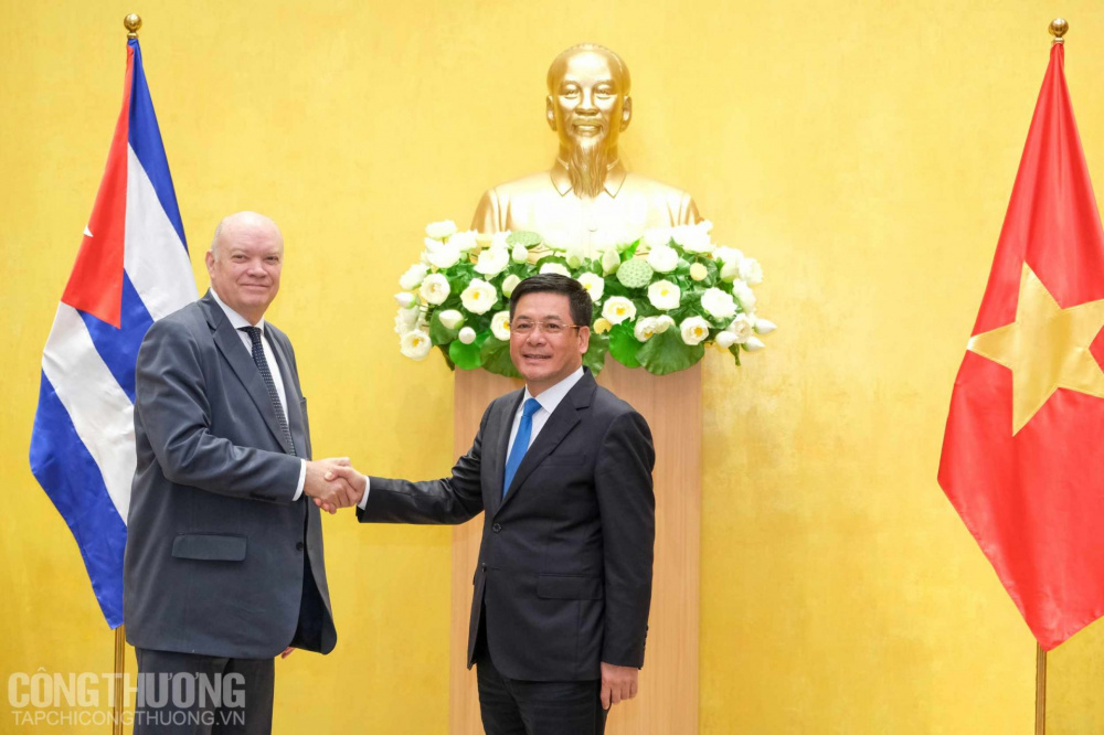 Bộ trưởng Cwin63 sân chơi đỉnh cao Nguyễn Hồng Diên và Bộ trưởng Bộ Ngoại thương và Đầu tư nước ngoài Cuba Rodrigo Malmierca Diaz