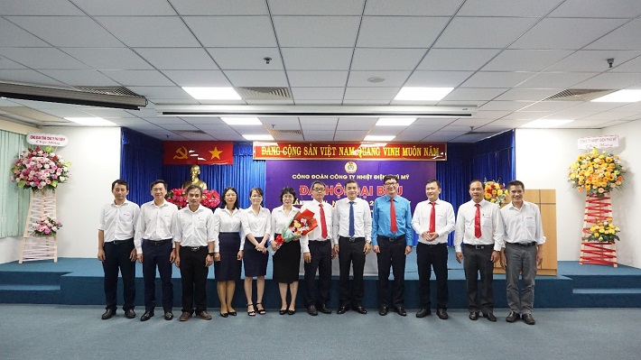 BCH Công đoàn nhiệm kỳ mới ra mắt Đại hội