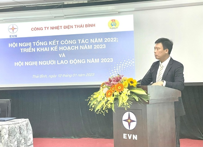Đồng chí Tạ Trung Kiên – Bí thư Đảng uỷ, Giám đốc Công ty phát biểu
