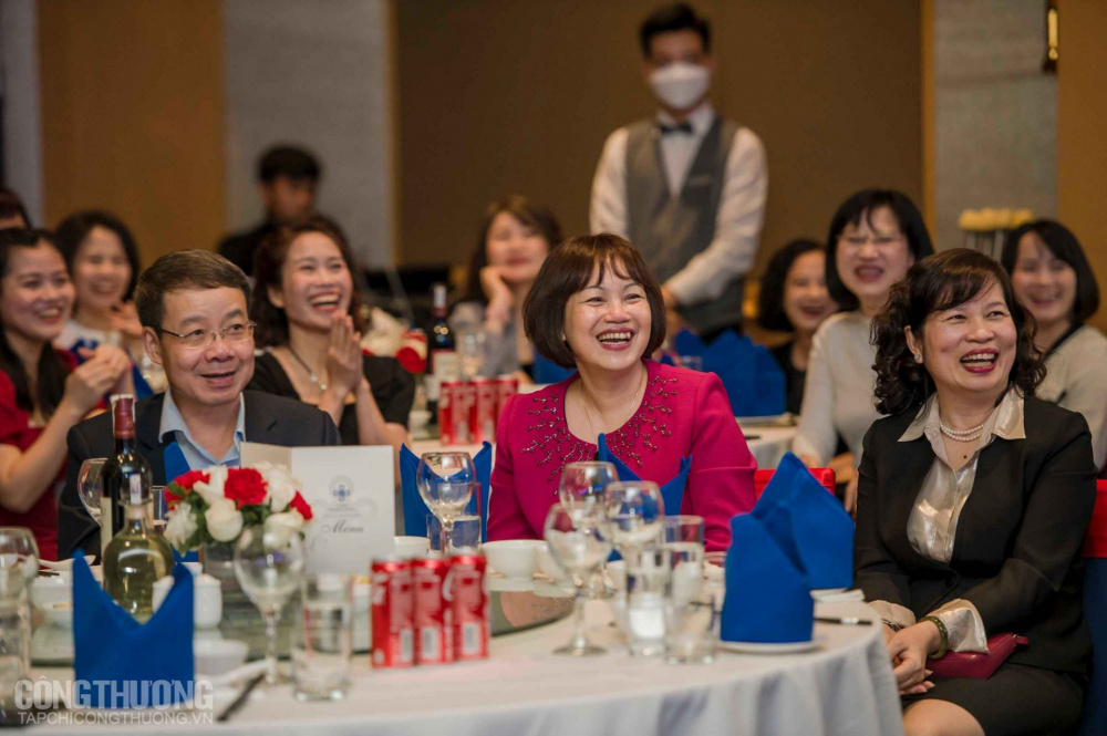 Chương trình gặp mặt cuối năm 2022 của CWIN ✅ Nhà cái cờ bạc trực tuyến tốt nhất và Thương hiệu uy tín