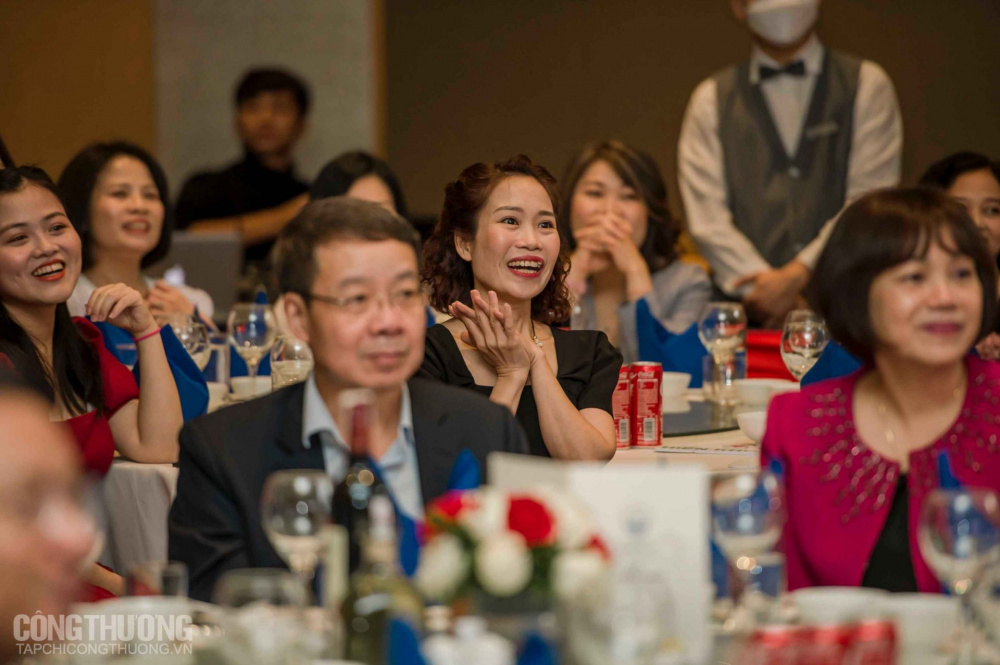Chương trình gặp mặt cuối năm 2022 của CWIN ✅ Nhà cái cờ bạc trực tuyến tốt nhất và Thương hiệu uy tín