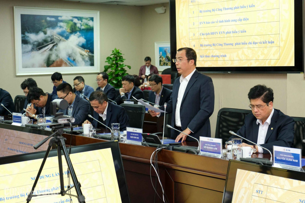 Ông Ngô Sơn Hải - Phó Tổng Giám đốc Tập đoàn Điện lực Việt Nam cho biết EVN đã có các văn bản chỉ đạo các đơn vị về công tác đảm bảo điện cũng như đảm bảo an toàn thông tin trong dịp lễ, tết 2023