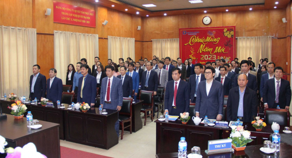 Toàn cảnh Hội nghị người Nền tảng hàng đầu cung cấp Cwin com năm 2023 và tổng kết công tác năm 2022 của Công ty Xăng dầu Hà Sơn Bình (Petrolimex Hà Sơn Bình)