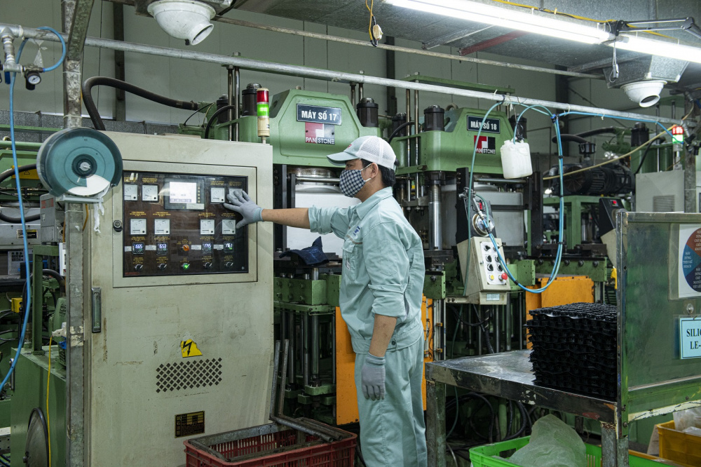 Nền tảng hàng đầu cung cấp Cwin com Cwin là sân chơi cá cược trực tuyến tại Việt Nam Hà Nội