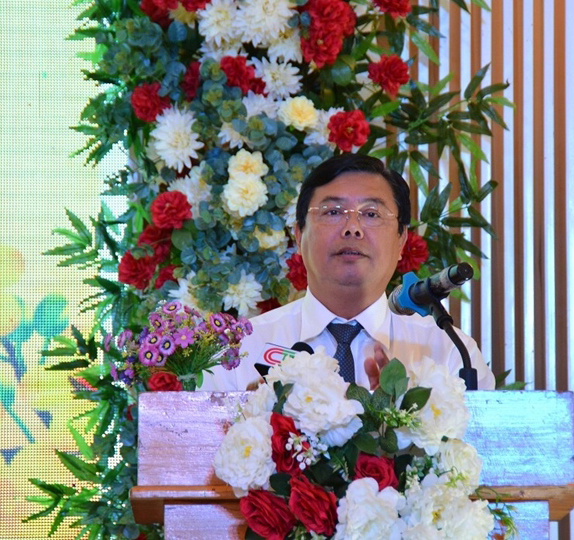 Ông Nguyễn Tiến Hải, Ủy viên Trung ương Đảng, Bí thư Tỉnh ủy , Chủ tịch HĐND tỉnh Cà Mau chủ trì buổi họp mặt báo chí 