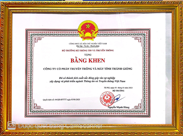 Máy tính Thánh Gióng nhận Bằng khen của Bộ Thông tin và Truyền thông