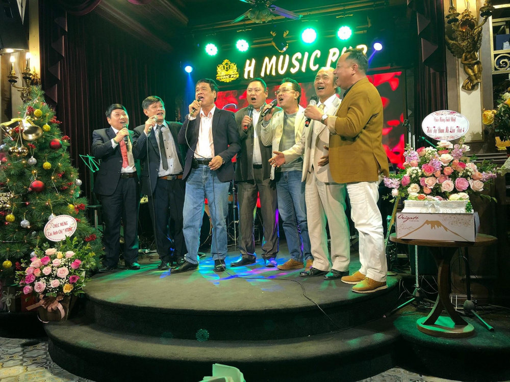 người về hưu