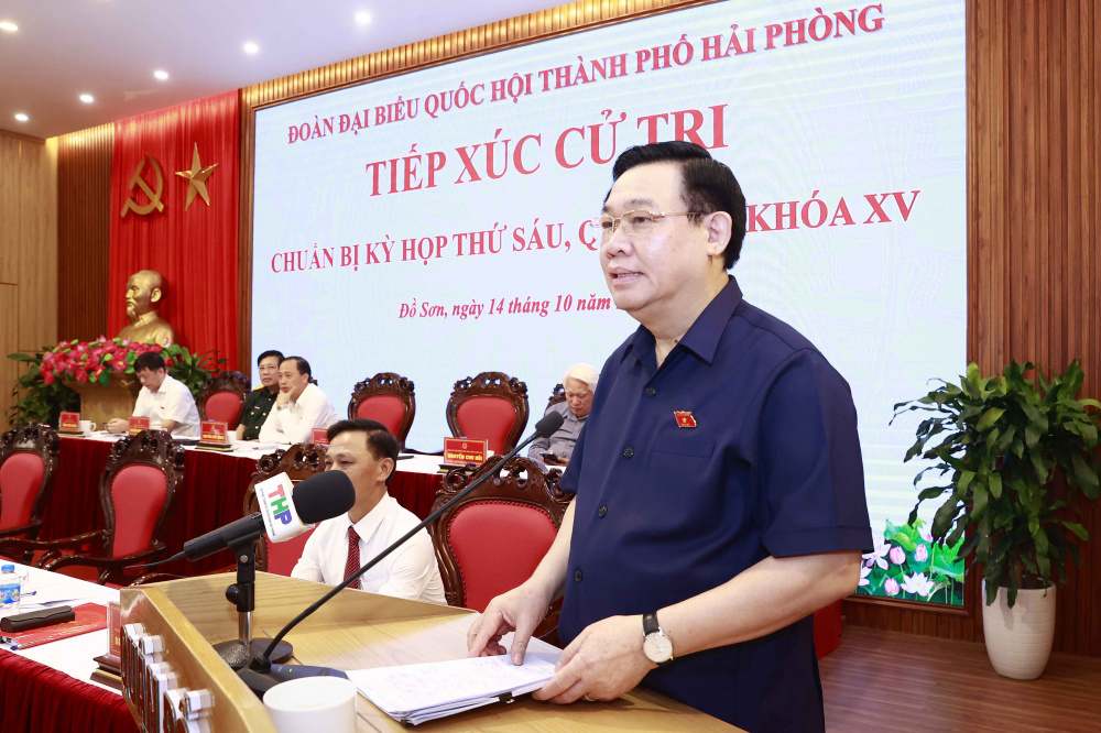 Chủ tịch Quốc hội Vương Đình Huệ