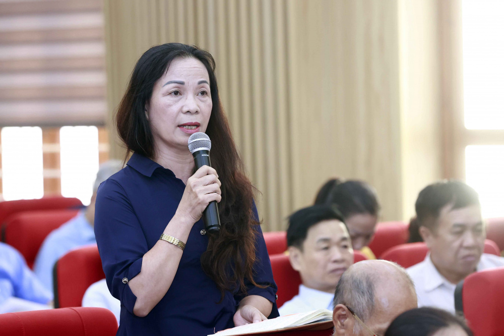 Cử tri phát biểu ý kiến