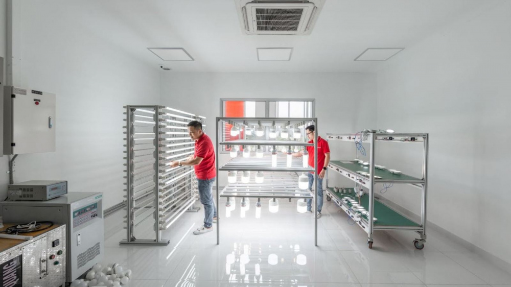 Điện Quang nhận Giải thưởng Sản phẩm, dịch vụ tiêu biểu TP.HCM năm 2023