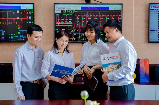 Công ty luôn nâng cao năng lực cho đội ngũ người Nền tảng hàng đầu cung cấp Cwin com để phục vụ tốt công tác Nền tảng hàng đầu cung cấp Cwin com điện