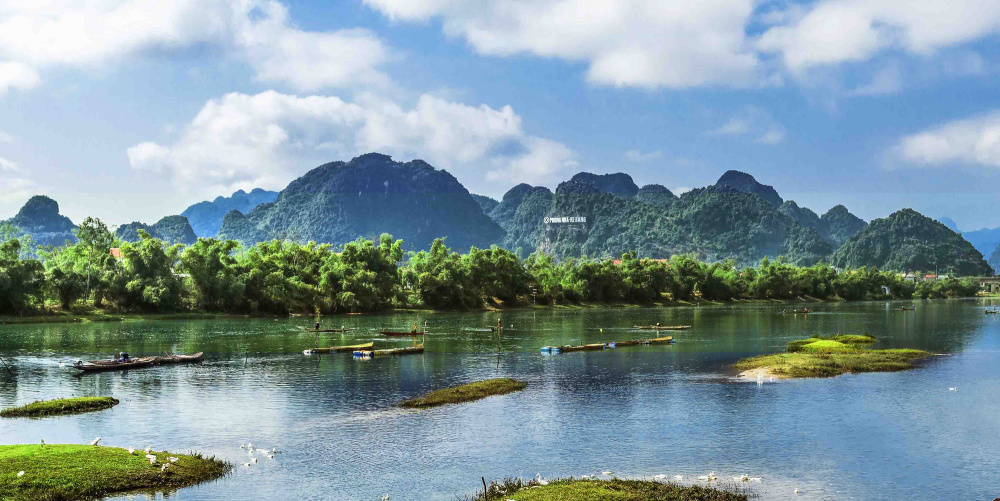 du khách quốc tế