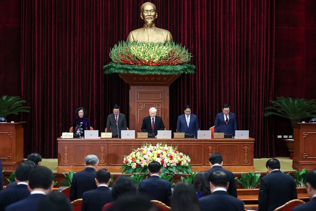 hoi nghi trung uong 8