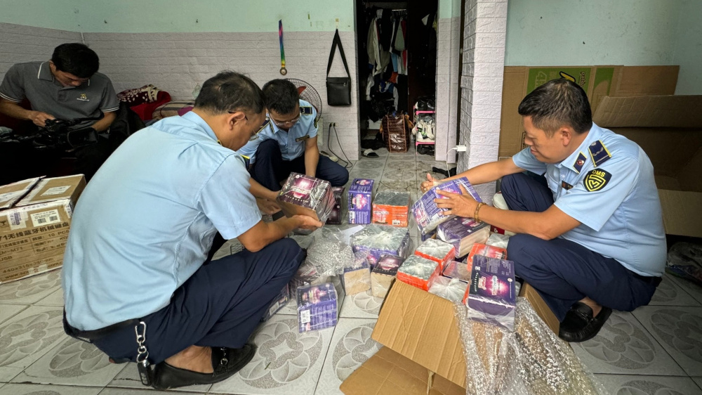 Ban Chỉ đạo 389 Hà Nội: Trong tháng 10 xử lý 3.025 vụ vi phạm, khởi tố 17 vụ đối với 21 đối tượng
