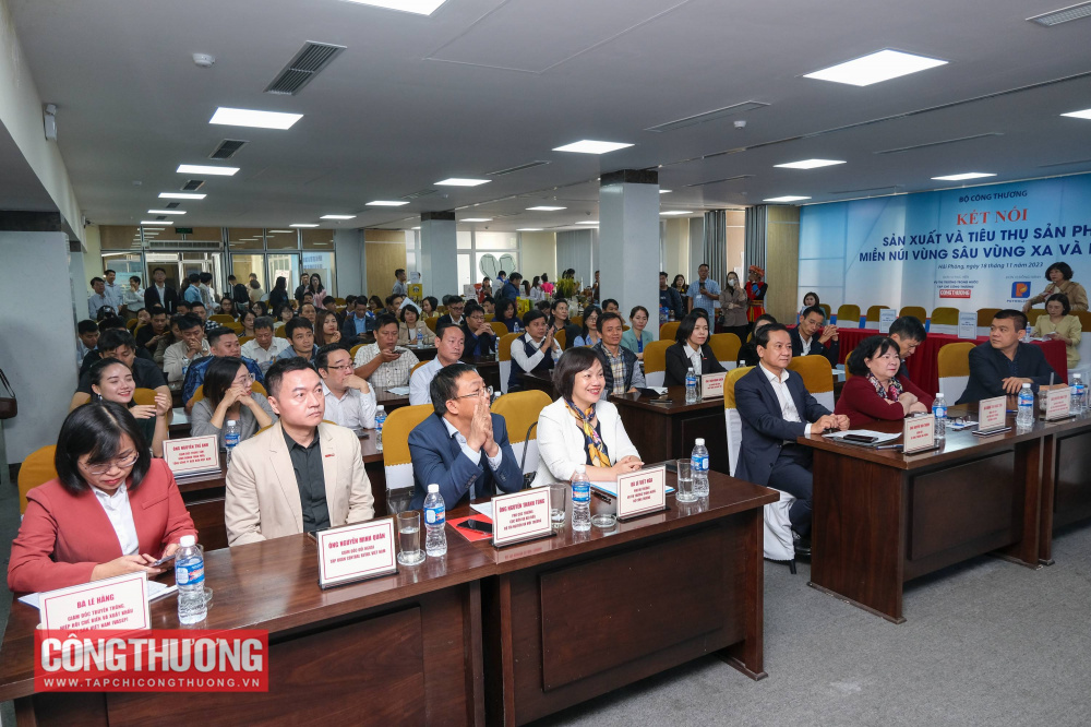 Hội nghị “Kết nối Nền tảng hàng đầu cung cấp Cwin com và tiêu thụ sản phẩm miền núi, vùng sâu, vùng xa và hải đảo”