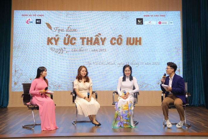 Cô Nguyễn Nguyên Phương và cô Nguyễn Thị Phi Vân giao lưu tại buổi tọa đàm.