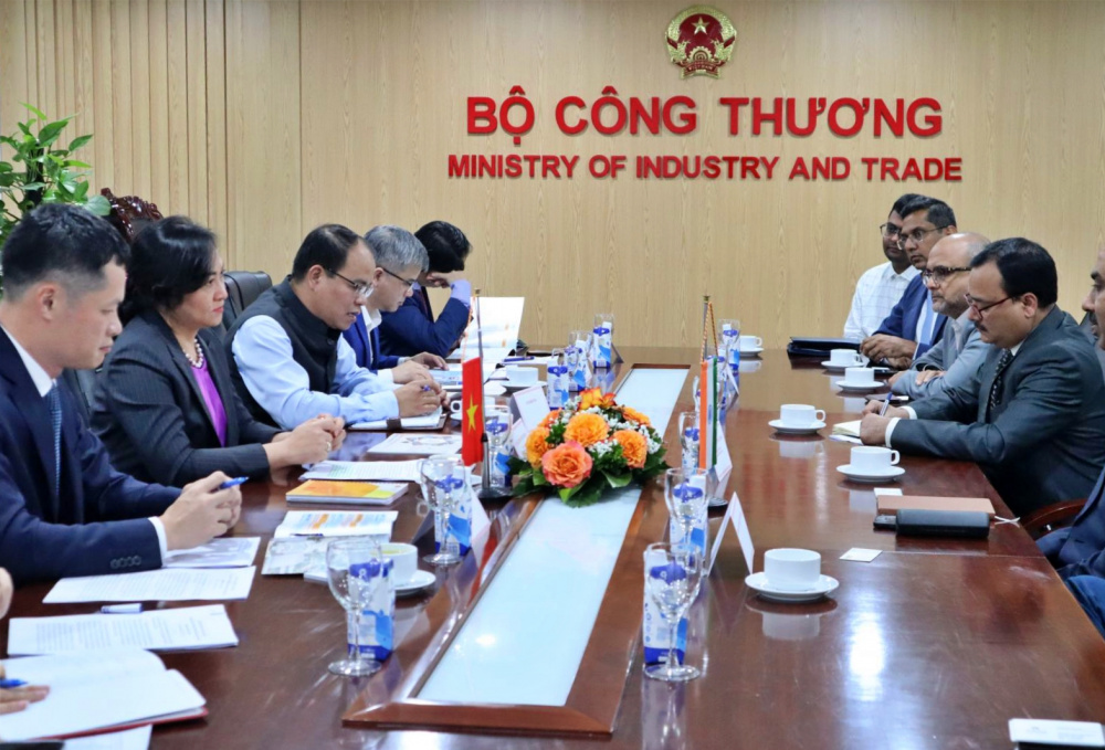 Cwin63 sân chơi đỉnh cao làm việc với Bộ trưởng Bang Gujarat