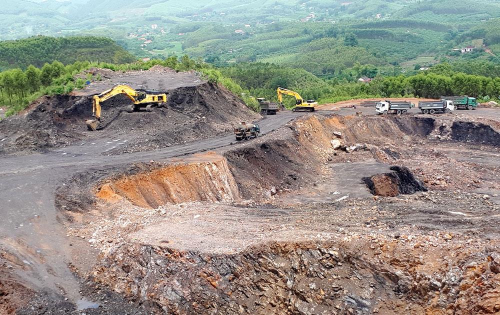 đất đá thải mỏ