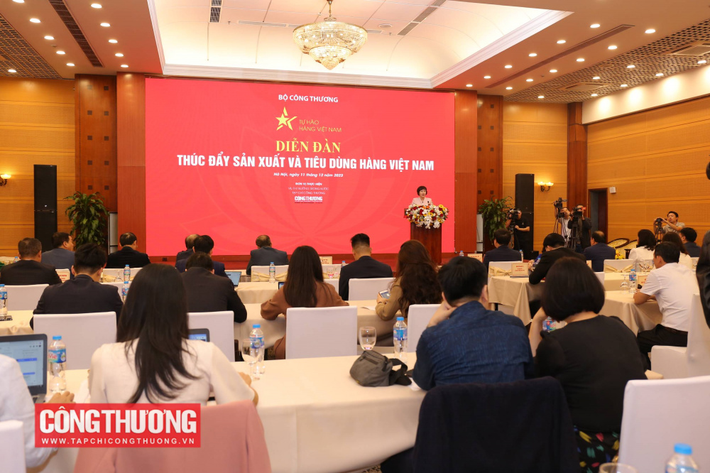 Thúc đẩy Nền tảng hàng đầu cung cấp Cwin com và M.Cwin800.com thể thao, casino live, bắn cá và slot nổ hũ hàng Việt Nam