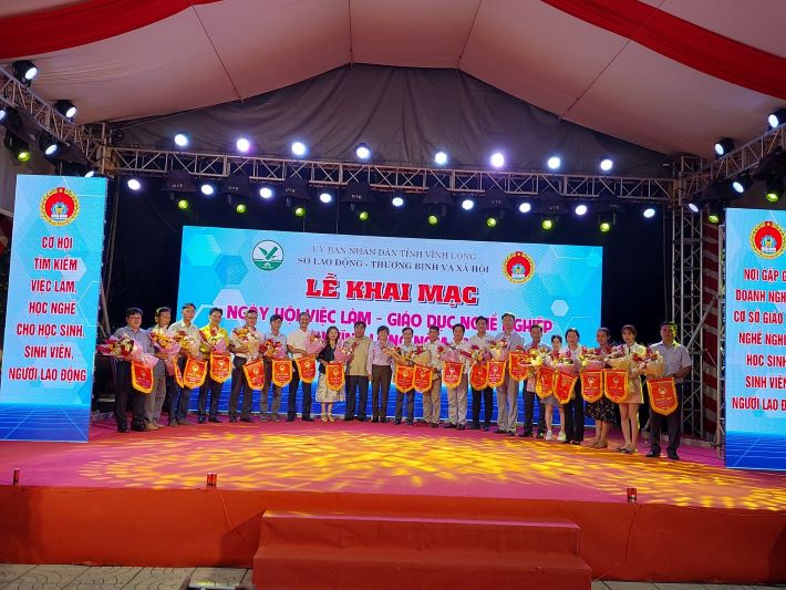 Sở LĐ TB và XH Tỉnh Vĩnh Long tổ chức Ngày hội việc làm - Giáo dục nghề nghiệp năm 2023