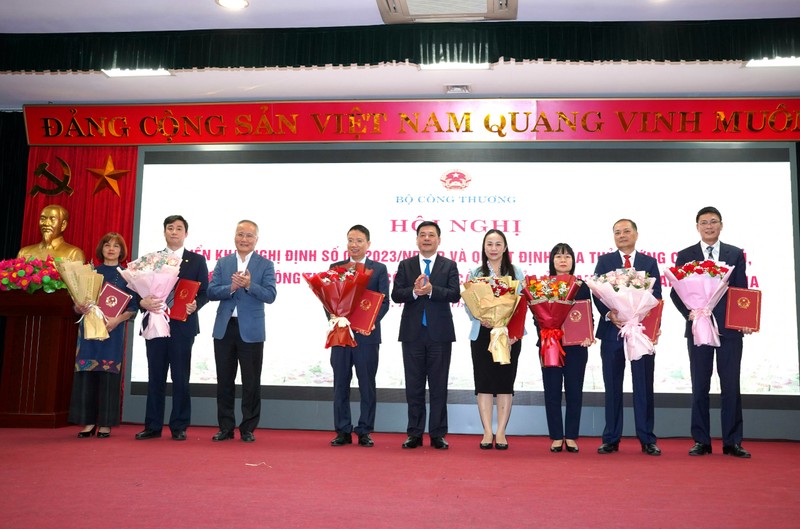 Thành lập Uỷ ban Cạnh tranh Quốc gia, Cwin63 sân chơi đỉnh cao