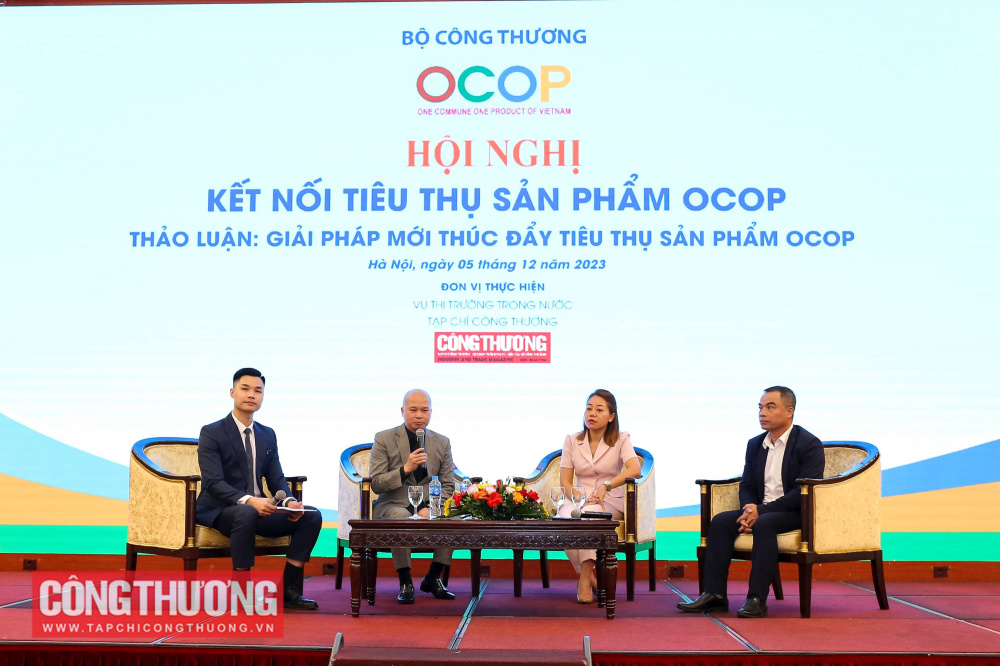 Các phiên thảo luận tại Hội nghị