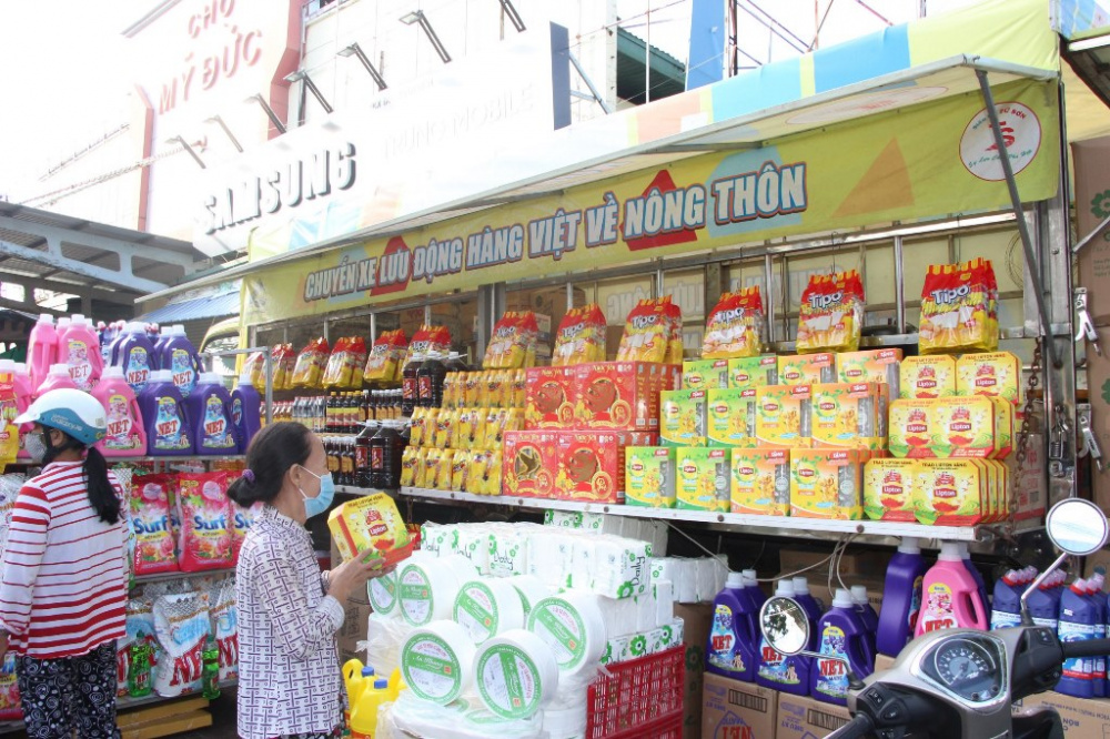 hàng Việt