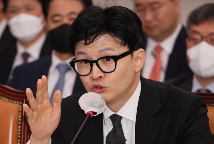 Han Dong-hoon