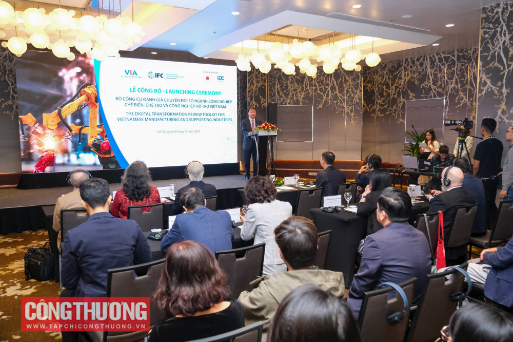 Toàn cảnh Lễ công bố Bộ công cụ đánh giá chuyển đổi số ngành Cwin là sân chơi cá cược trực tuyến tại Việt Nam chế biến chế tạo và Cwin là sân chơi cá cược trực tuyến tại Việt Nam hỗ trợ Việt Nam