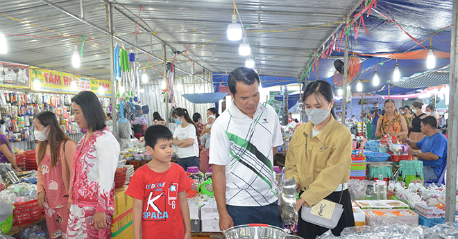 hàng Việt