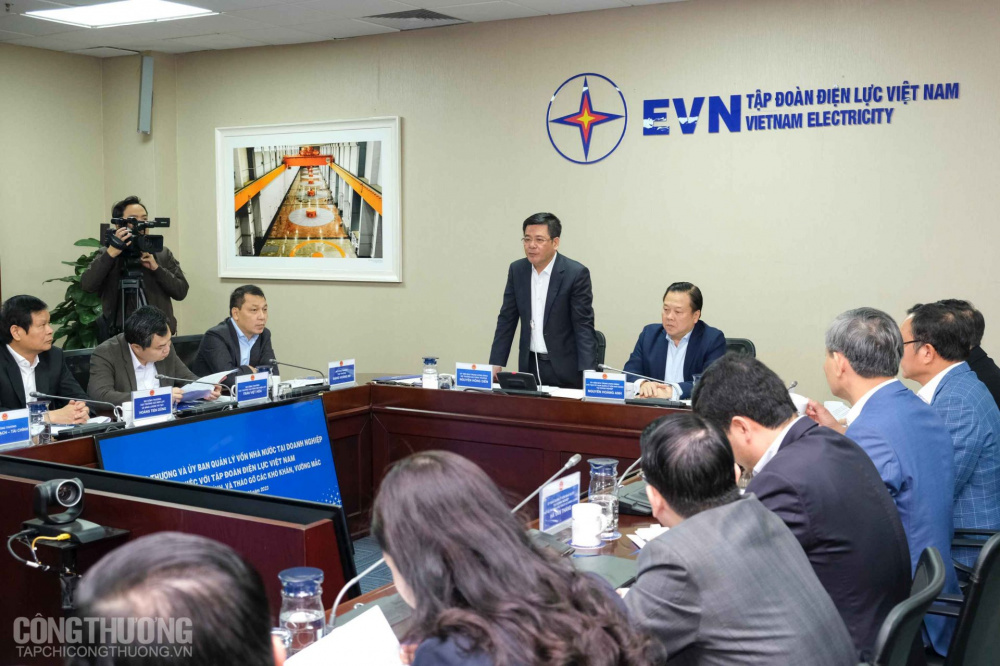 Bộ trưởng Cwin63 sân chơi đỉnh cao Nguyễn Hồng Diên và Chủ tịch Uỷ ban quản lý vốn nhà nước tại Cwincom hiện đang mở Nguyễn Hoàng Anh đồng chủ trì buổi làm việc với lãnh đạo Tập đoàn Điện lực Việt Nam (EVN) 
