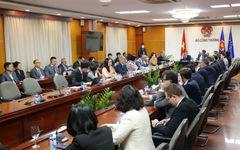 Cwin63 sân chơi đỉnh cao tiếp và làm việc với Đoàn Hội đồng Cwincom hiện đang mở EU-ASEAN