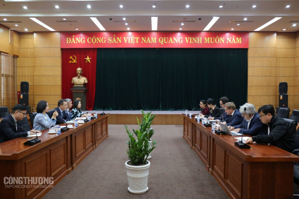 Hợp tác với AFD trong lĩnh vực chuyển dịch năng lượng