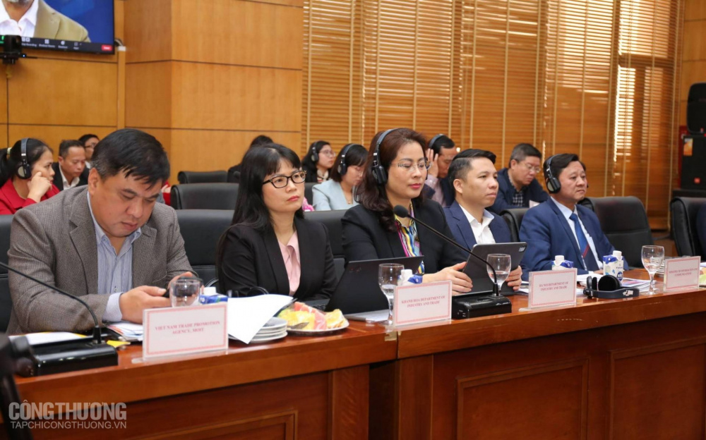 Thúc đẩy Cwincom hiện đang mở tham gia trực tiếp vào các mạng phân phối nước ngoài