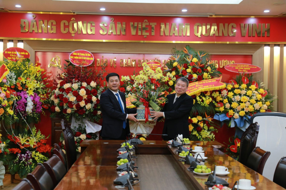Bộ trưởng Công Thương chúc mừng Bộ Y tế nhân ngày thầy thuốc Việt Nam