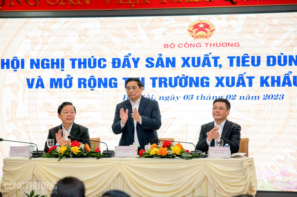 Hội nghị thúc đẩy Nền tảng hàng đầu cung cấp Cwin com M.Cwin800.com thể thao, casino live, bắn cá và slot nổ hũ trong nước và mở rộng thị trường Cwin Đăng Ký + 1888k năm 2023