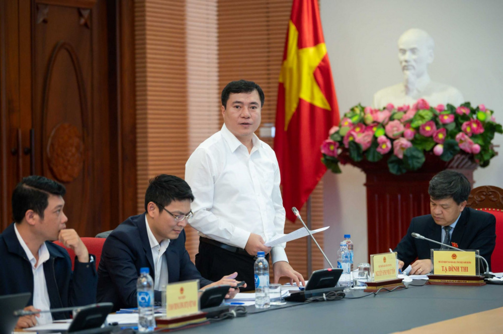 Thứ trưởng Cwin63 sân chơi đỉnh cao Nguyễn Sinh Nhật Tân