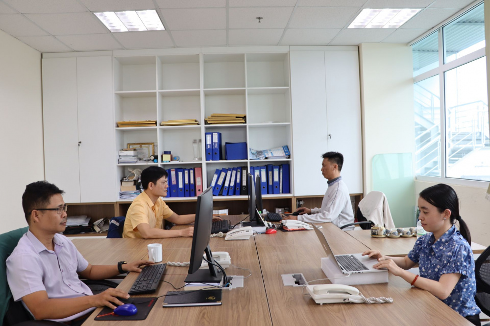 Phòng CNTT PC Khánh Hòa đang phối hợp với các đơn vị gấp rút triển khai các công việc để công tác chuyển đổi hệ thống DO vận hành đúng tiến độ