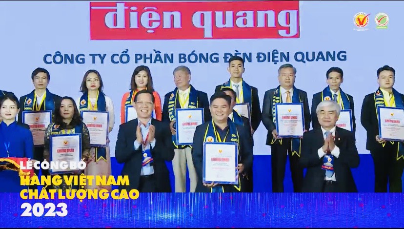 Điện Quang 27 năm liên tục đạt danh hiệu Hàng Việt Nam chất lượng cao