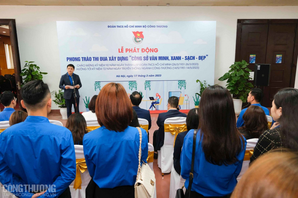 Lễ phát động phong trào thi đua xây dựng “Công sở văn minh, xanh - sạch - đẹp”
