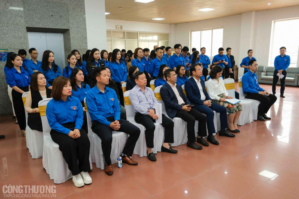 Đoàn Thanh niên Cwin63 sân chơi đỉnh cao phát động phong trào thi đua xây dựng “Công sở văn minh, xanh - sạch - đẹp”